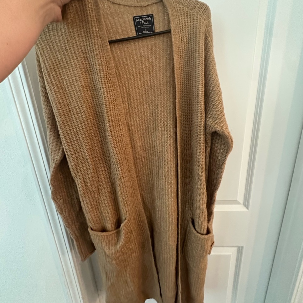 Women’s Abercrombie Tan Sweater Cardigan